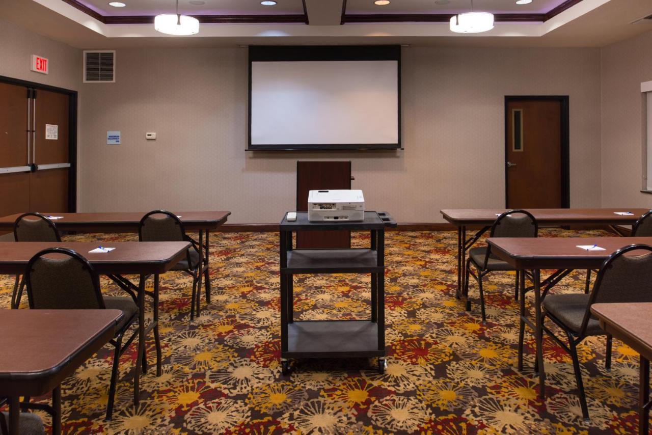 Express & By Ihg Hotel Pittsburg