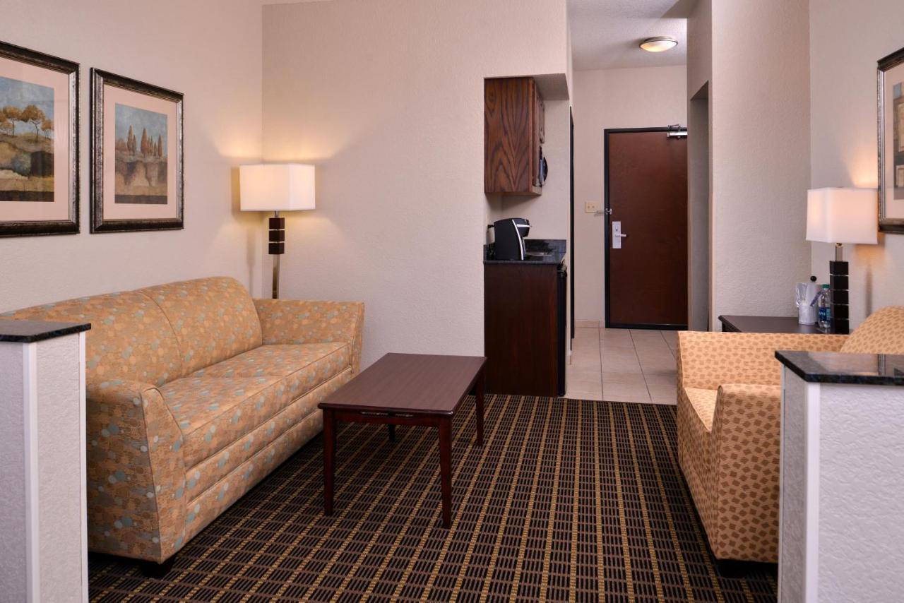 Hotel Express & By Ihg